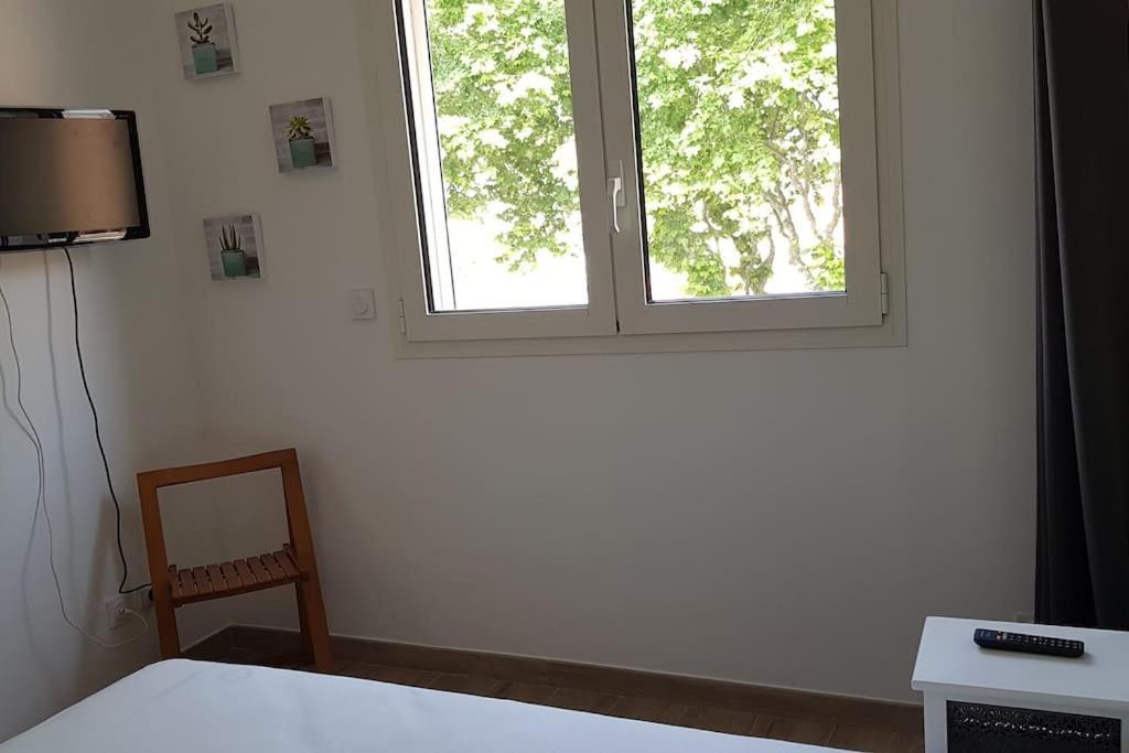 Appartement Bord De Mer Avec Garage Menton Exterior photo